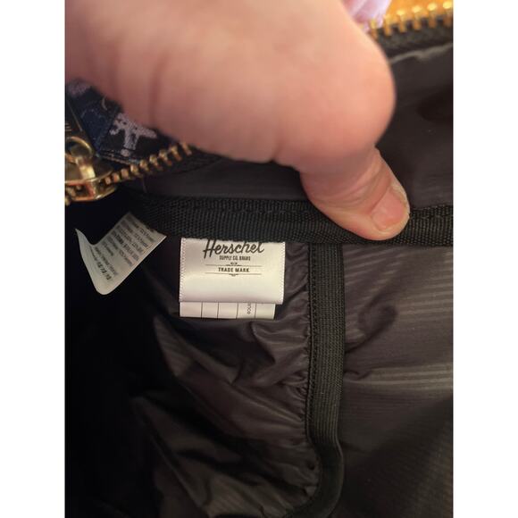 Herschel Basquiat Nova
Backpack Mid-Volume NWOT - Picture 10 of 10